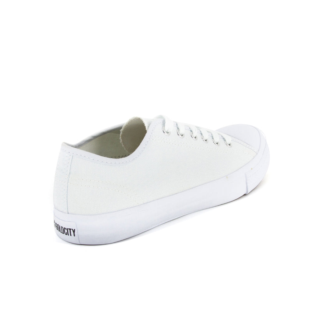 รองเท้าผ้าใบ รองเท้าผ้าใบผูกเชือก รองเท้าผ้าใบผูกเชือกผู้ชาย รองเท้าผ้าใบผูกเชือกผู้หญิงสีขาว/เงิน คลาสสิค ใส่สบาย น้ำหนักเบา