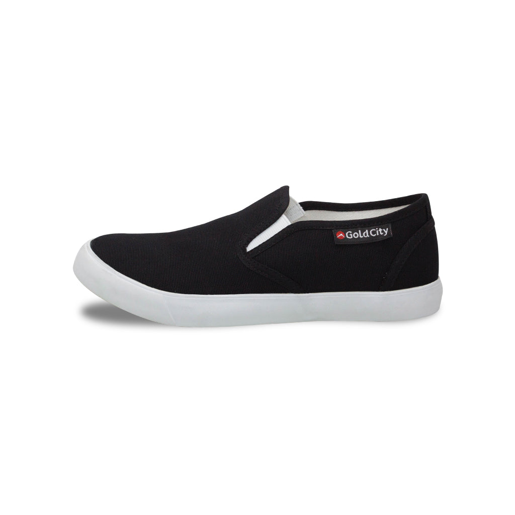 รองเท้าผ้าใบสลิปออน รุ่น 1271 สีดำ โชว์หน้าผ้าใบคอตตอนและทรงรองเท้าอเนกประสงค์แมทช์ง่าย มุมมองด้านข้าง