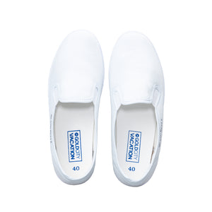 รองเท้าสลิปออน หันหน้า