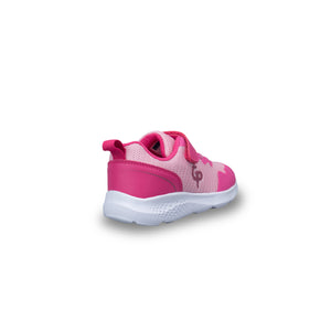 รองเท้าผ้าใบ หันหลัง