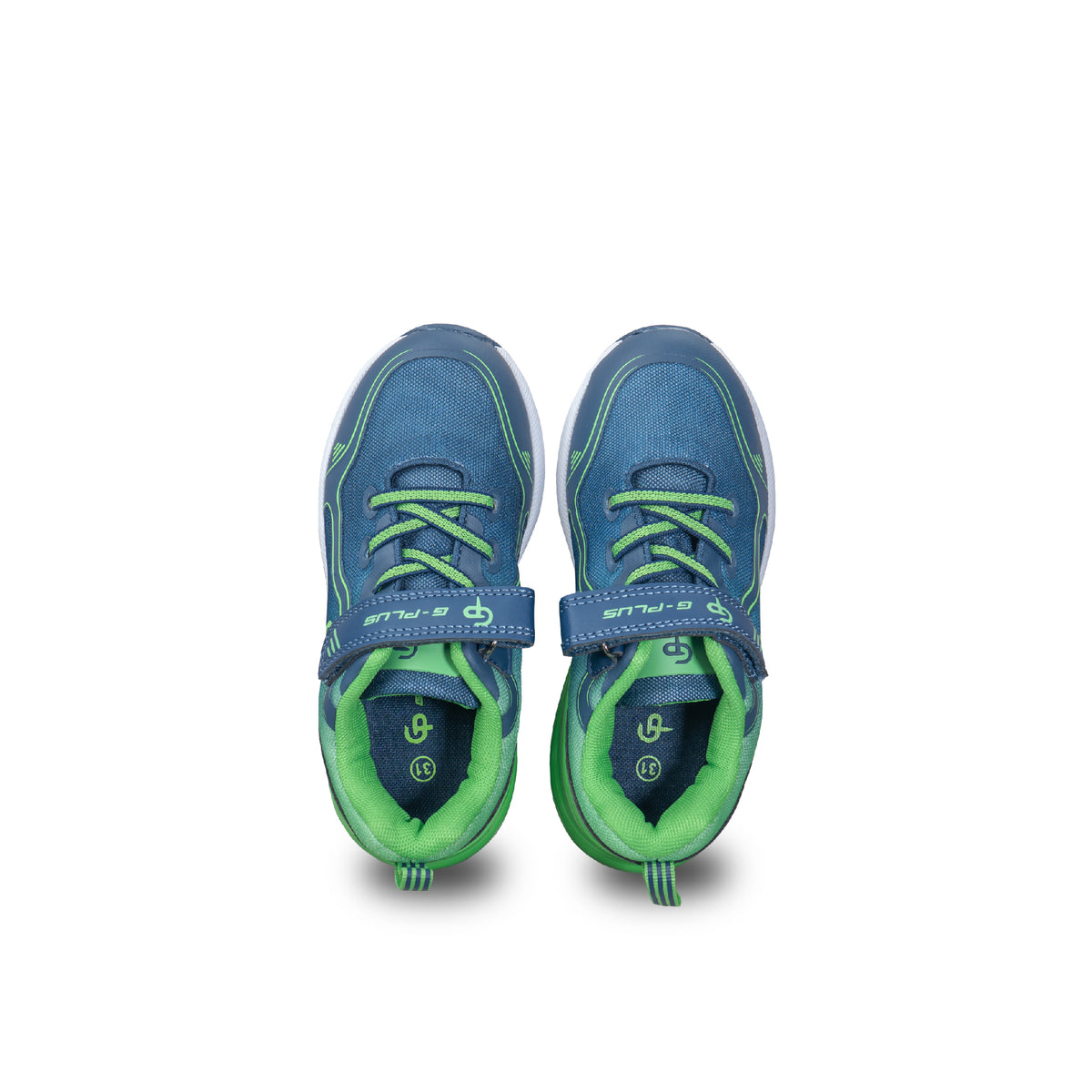 รองเท้าผ้าใบ หันหน้า