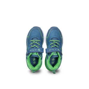 รองเท้าผ้าใบ หันหน้า