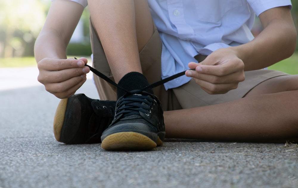 วิธีเลือกรองเท้านักเรียนแบรนด์ไหนดีที่ซื้อคู่เดียวคุ้มทั้งปี