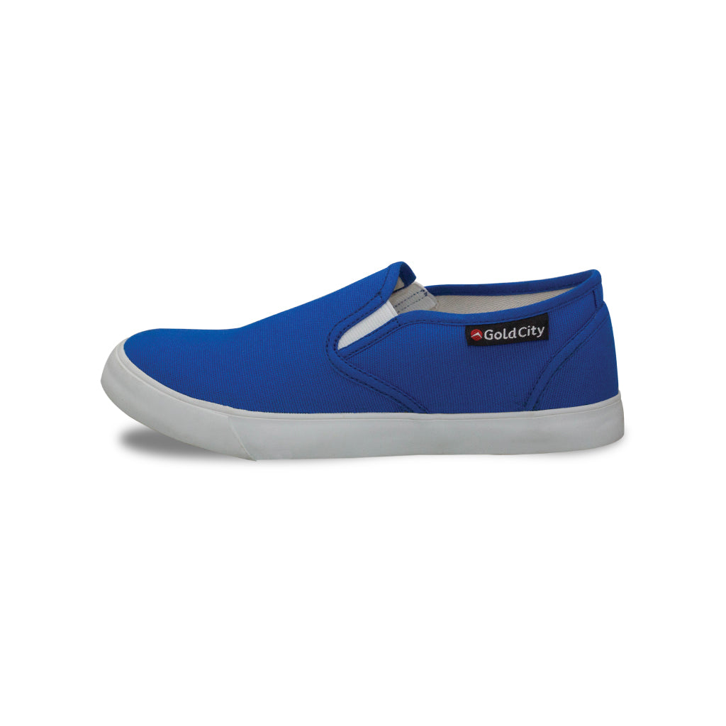 รองเท้าผ้าใบสลิปออน รุ่น 1271 สีน้ำเงิน โชว์หน้าผ้าใบคอตตอนและทรงรองเท้าอเนกประสงค์แมทช์ง่าย มุมมองด้านข้าง
