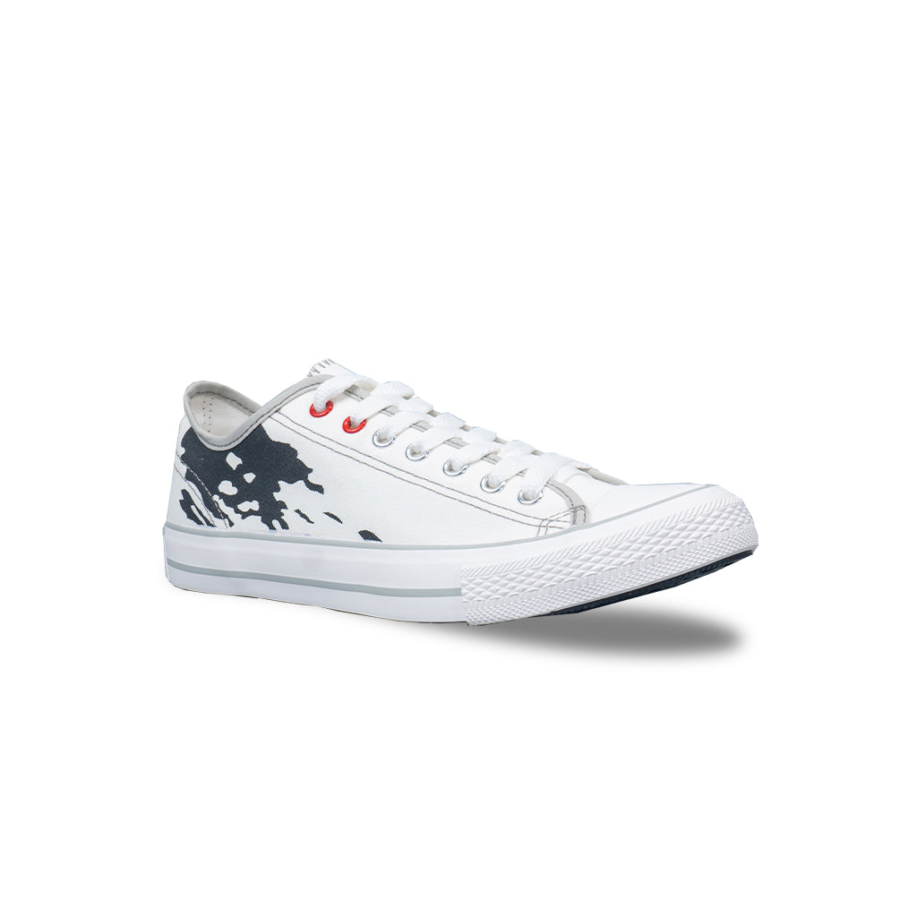 รองเท้าผ้าใบแฟชั่น หันหน้า