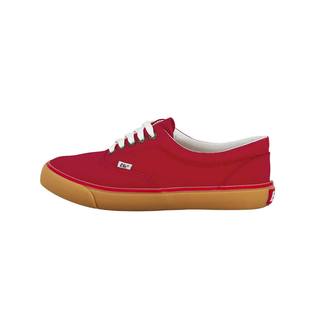 รองเท้าผ้าใบ รุ่น NO501 สีแดง มุมมองด้านข้างฝั่งนอก